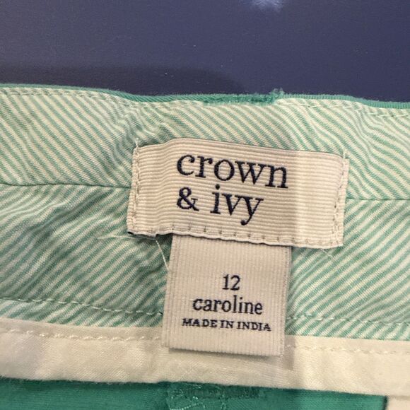 Bundle Of 4 Pairs Women’s Shorts Size 12 Assorted Brands GUC - Picture 9 of 13